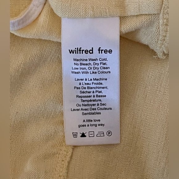 Wilfred Free Sleeveless Deep V-Neck Crop Top. Size XS. Rayon, Polyester, Spandex - Picture 4 of 5